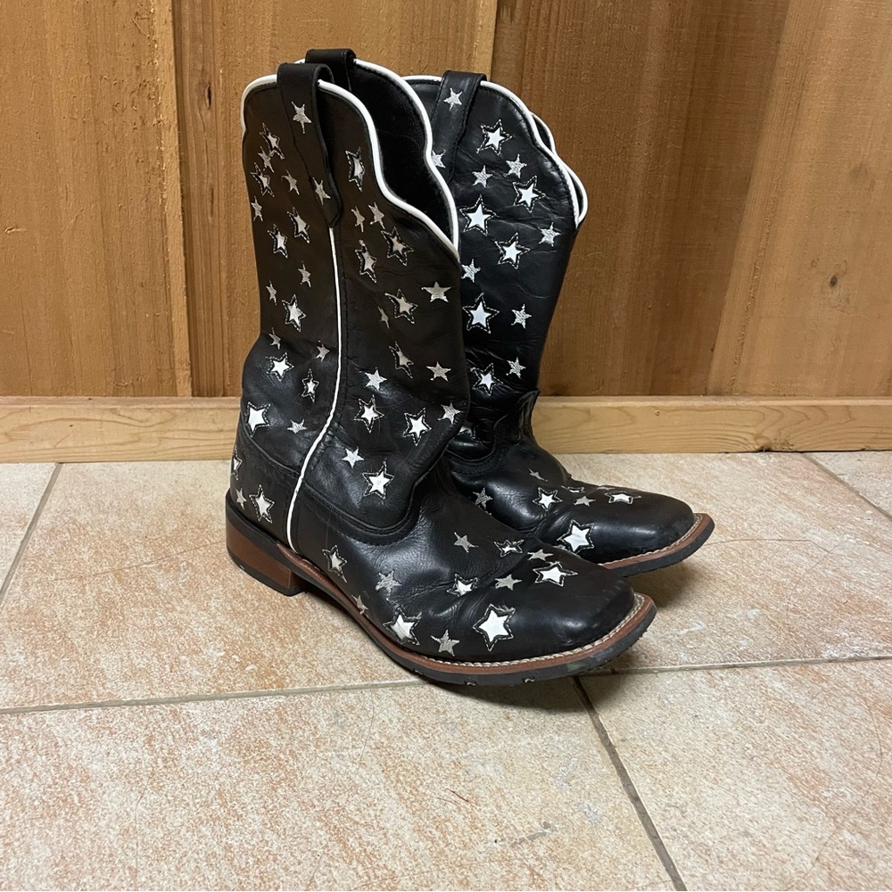 Square Toe Laredo Boots with Stars